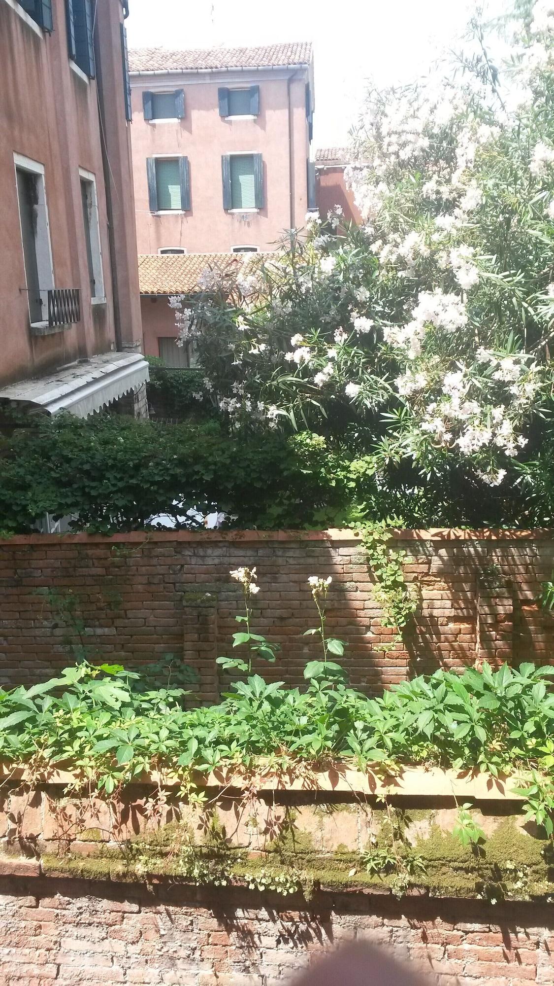 Ca' Del Brocchi Bed and breakfast
